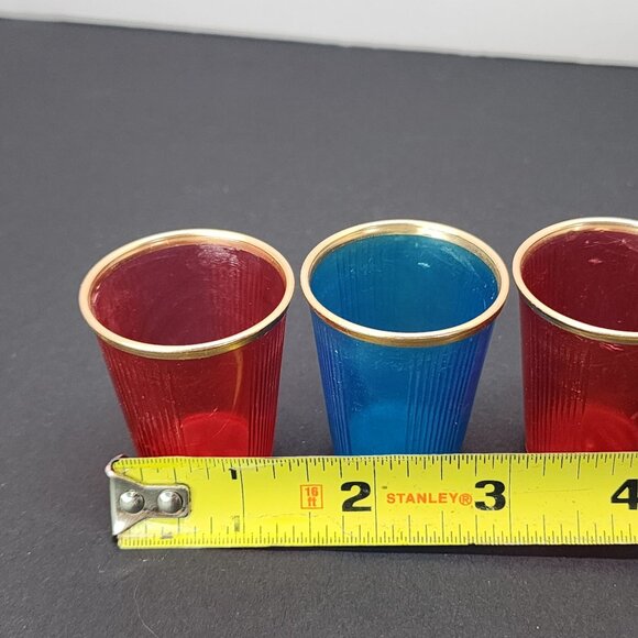 Vintage Plastic Shot Glasses Retro Red and Blue Made in Hong Kong - Lot of 4 - Picture 7 of 7